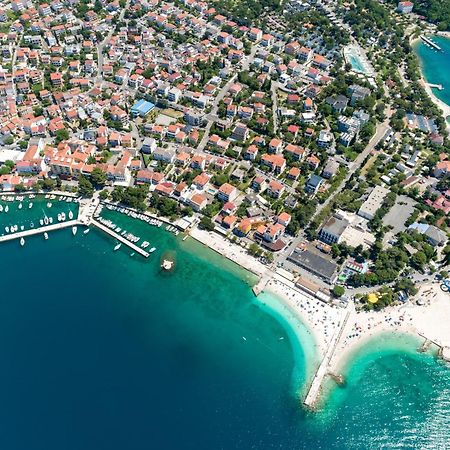 Apartments By The Sea Selce, Crikvenica - 15063 외부 사진